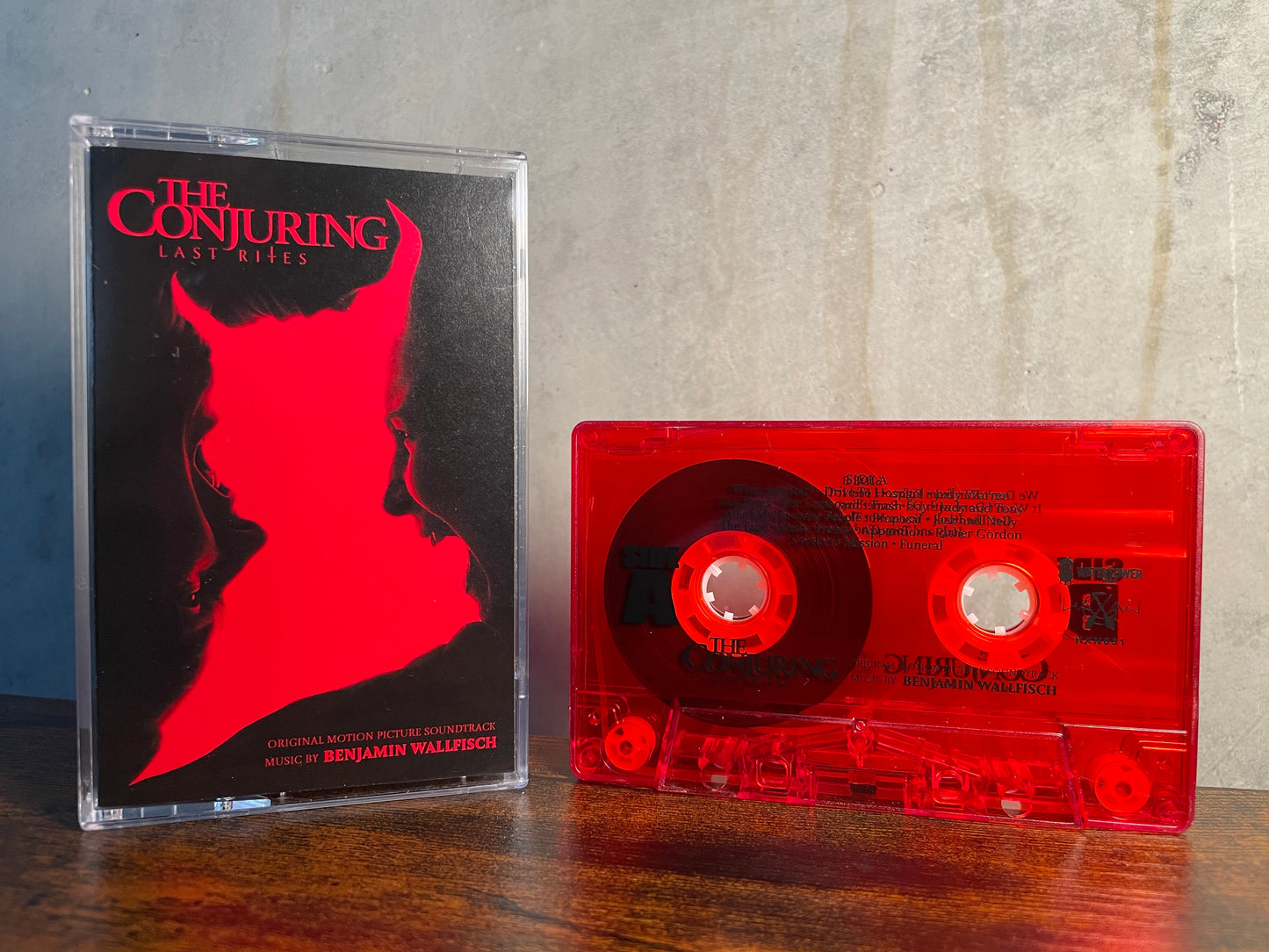 The Conjuring: Last Rites OST - Cassette (Häxan)