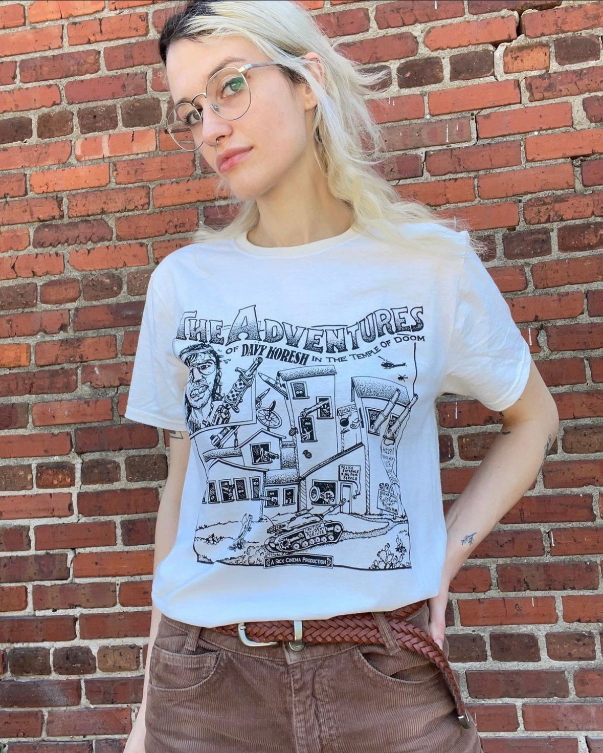 David Koresh and the Temple of Doom '90s tee